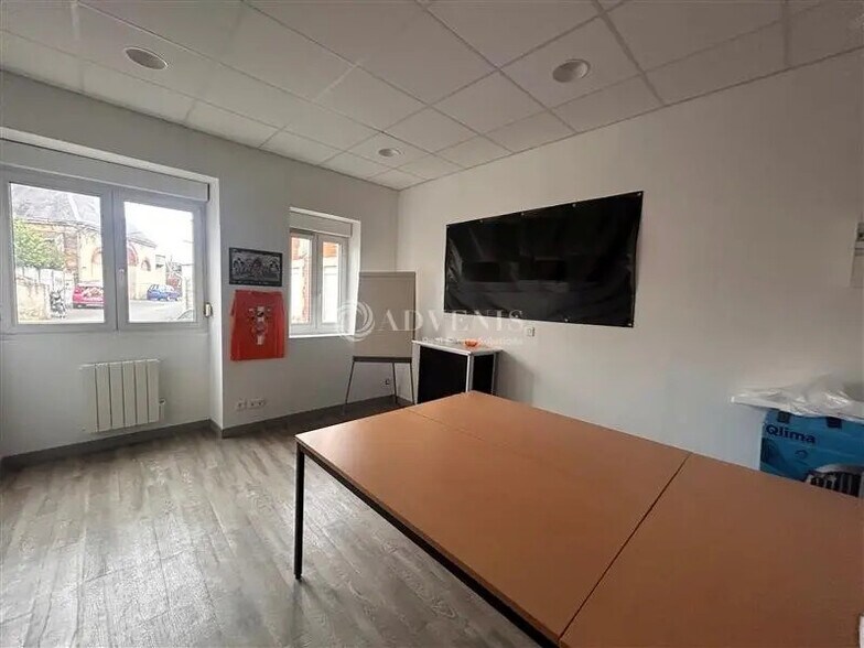 Local commercial dans Le Mans à louer - Photo de l’immeuble – Image 3 sur 5