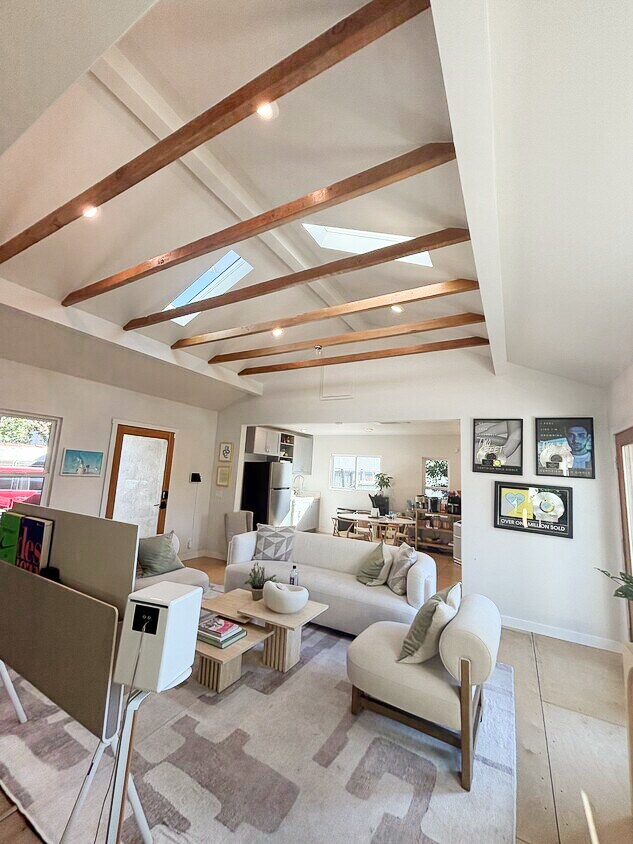 3360 S Robertson Blvd, Los Angeles, CA à louer Photo principale– Image 1 sur 10