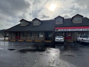 471 S A St, Springfield, OR à louer Photo de l’immeuble– Image 2 sur 12