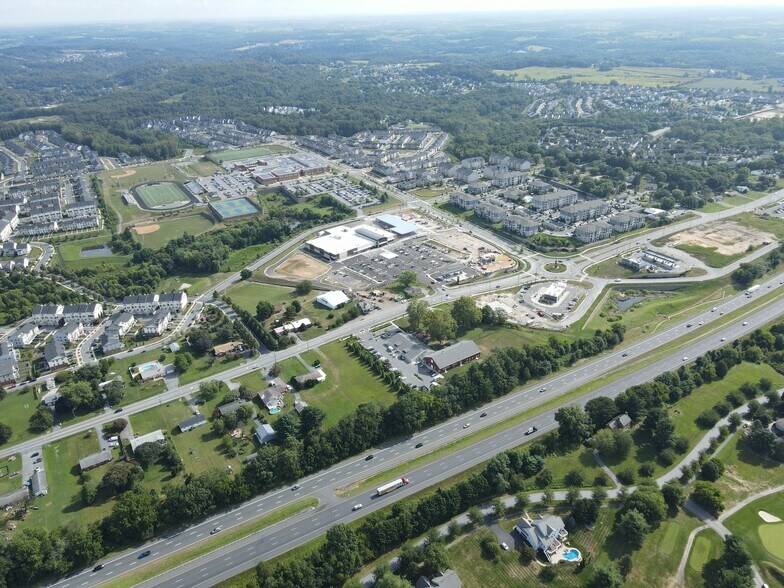 Old National Pike, Lake Linganore, MD à louer - Photo de l’immeuble – Image 2 sur 6