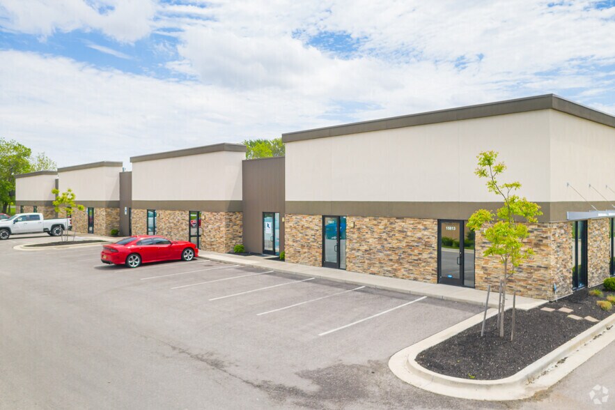 15811-15853 S Mahaffie St, Olathe, KS à louer - Photo de l’immeuble – Image 3 sur 6