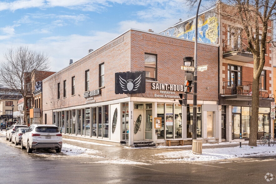 6700-6702 Boul Saint-Laurent, Montréal, QC à louer - Photo principale – Image 1 sur 4