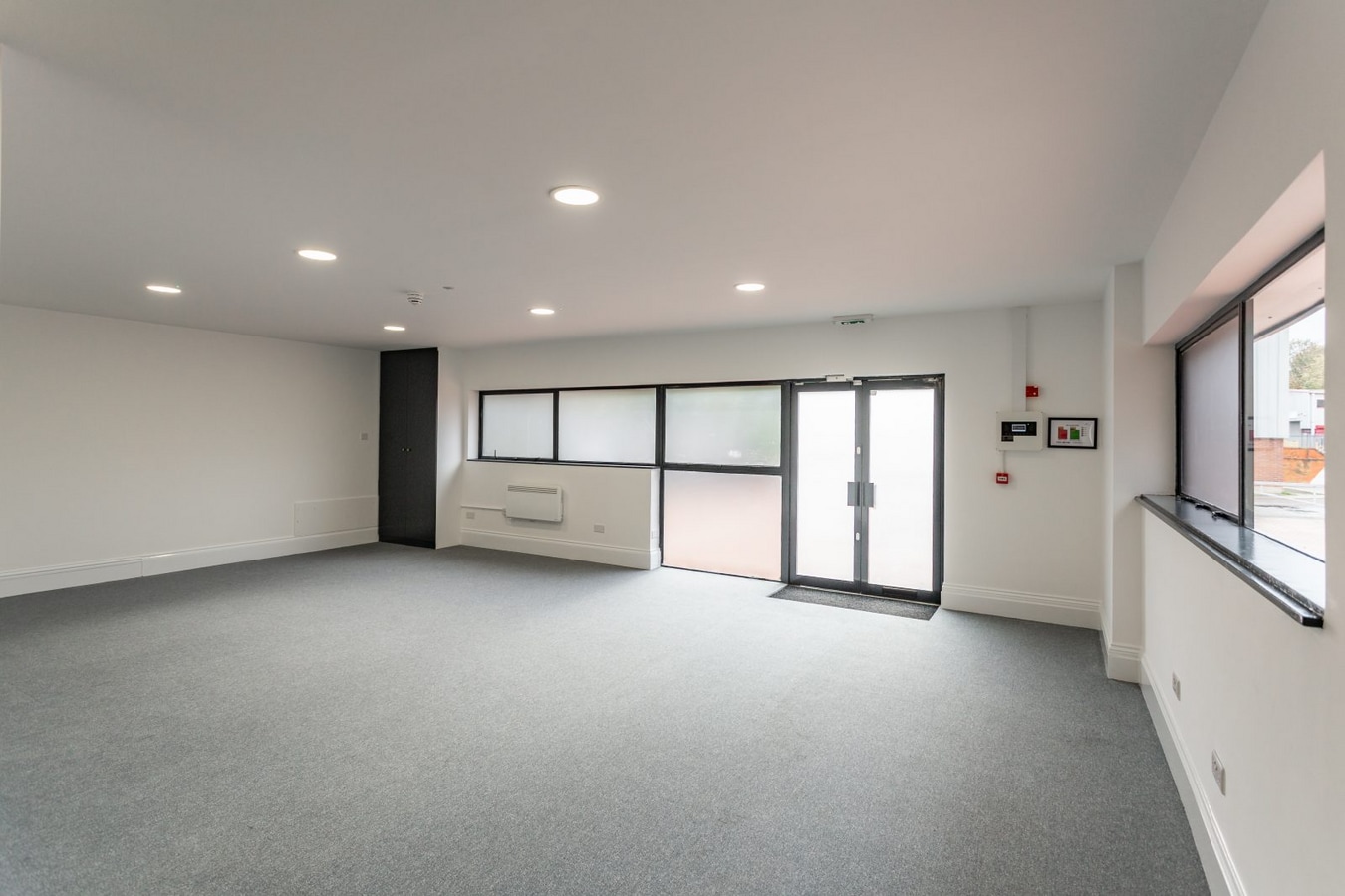 St Johns Rd, Isleworth, MDS TW7 6NJ - Lot 15 - - Photo intérieure - Image 2 of 7