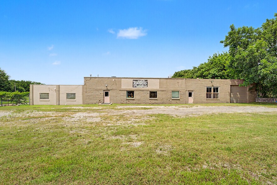 1039 N Owasso Ave, Tulsa, OK à louer - Photo de l’immeuble – Image 1 sur 14