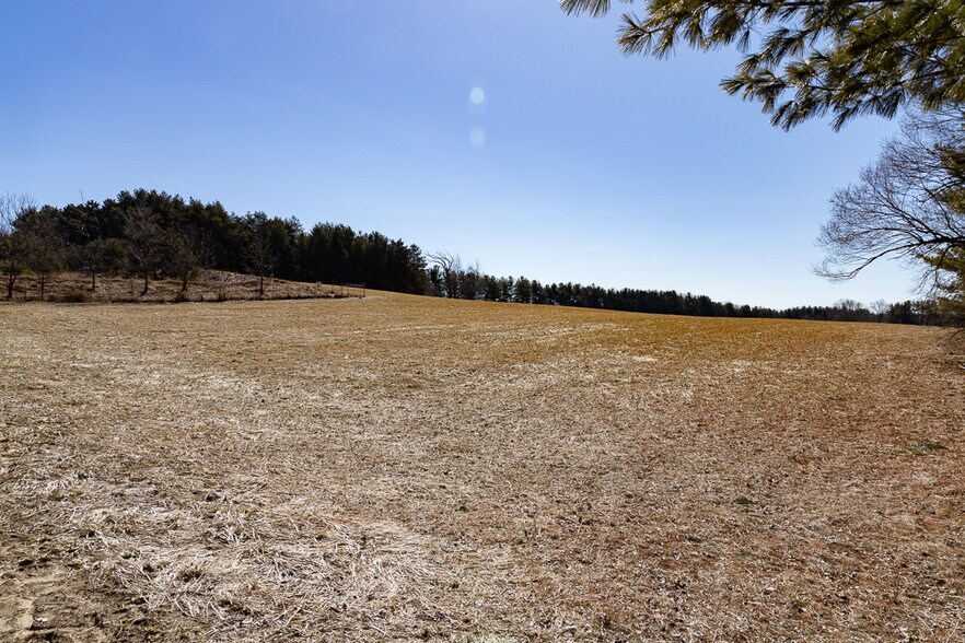 4890 County Road A, Oregon, WI à vendre - Photo de l’immeuble – Image 3 sur 5