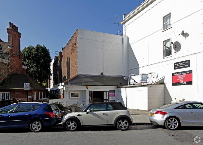 81 Belsize Park Gdns, Londres à vendre - Photo principale – Image 1 sur 1