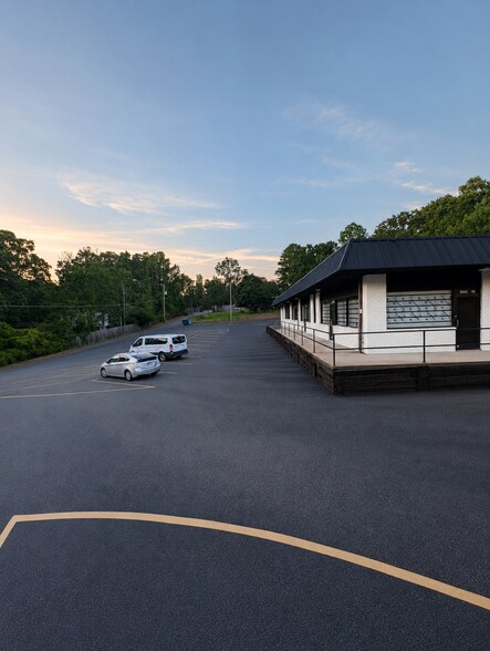 525 E Kiehl Ave, Sherwood, AR à louer - Photo de l’immeuble – Image 2 sur 14