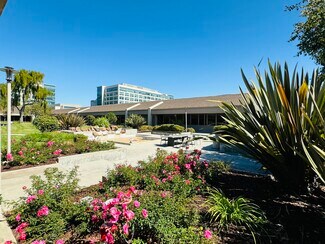 Plus de détails pour 3375 Scott Blvd, Santa Clara, CA - Bureau à louer