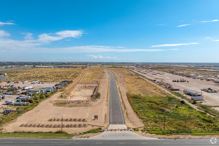 West Bullhead Street, Odessa, TX à vendre - Aérien – Image 2 sur 3