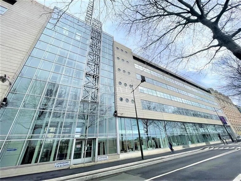 Bureau dans Alfortville à louer - Photo de l’immeuble – Image 1 sur 10