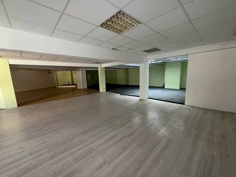 54 Rue Paul Codaccioni, Marseille à louer - Photo de l’immeuble – Image 2 sur 8