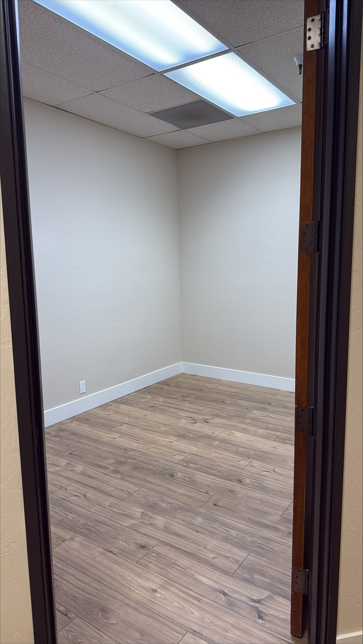 191 Calle Magdalena, Encinitas, CA à louer Photo intérieure– Image 1 sur 4