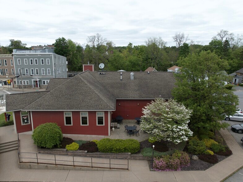 4818 Salina St, Pulaski, NY à vendre - Photo de l’immeuble – Image 3 sur 19