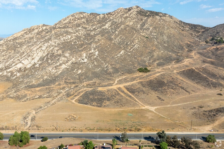 10127 Heacock St, Moreno Valley, CA à vendre - Aérien – Image 3 sur 14