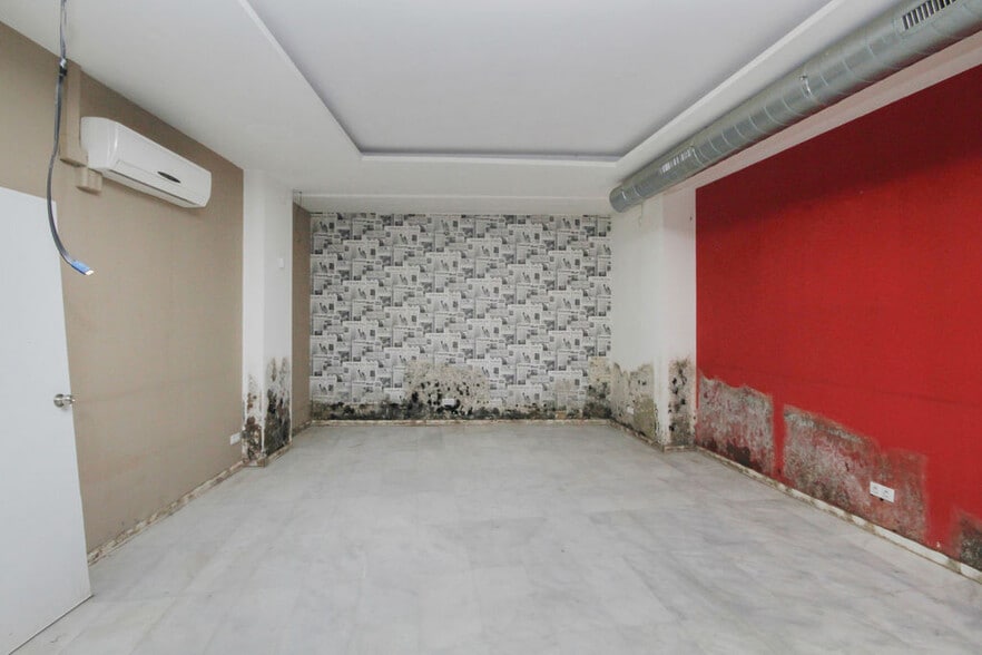 View Photo