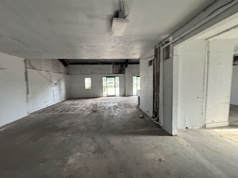 40120 Industrial Park Cir, Georgetown, TX à louer - Photo de l’immeuble – Image 2 sur 16