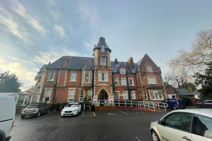 Eastcourt Ave, Reading à louer Photo principale– Image 1 sur 42