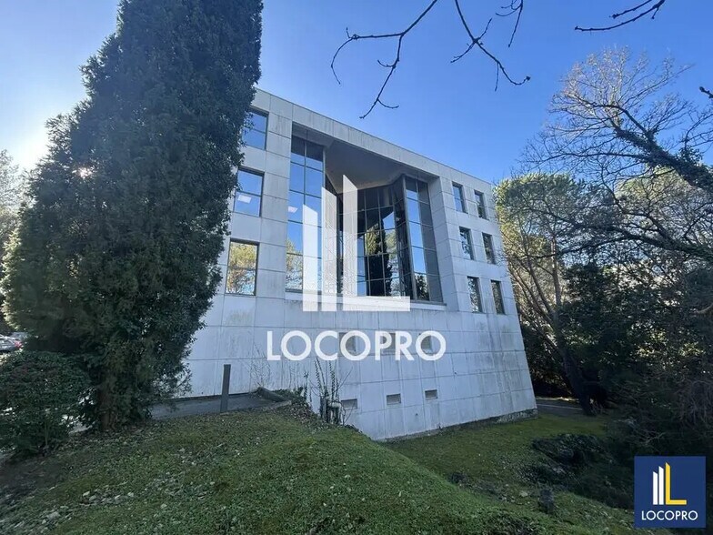 100 Rue Albert Caquot, Valbonne à vendre - Photo de l’immeuble – Image 2 sur 9