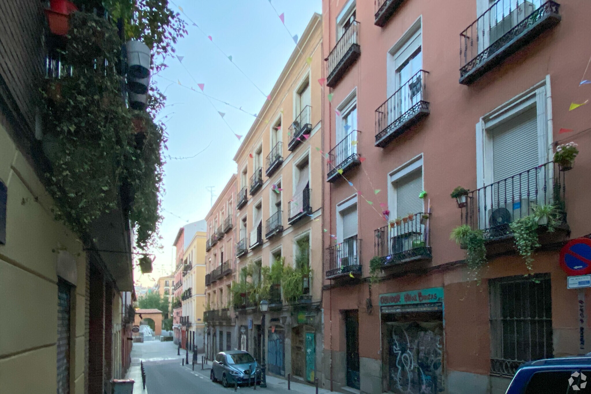 Immeuble residentiel dans Madrid, Madrid à vendre Photo de l’immeuble– Image 1 sur 3