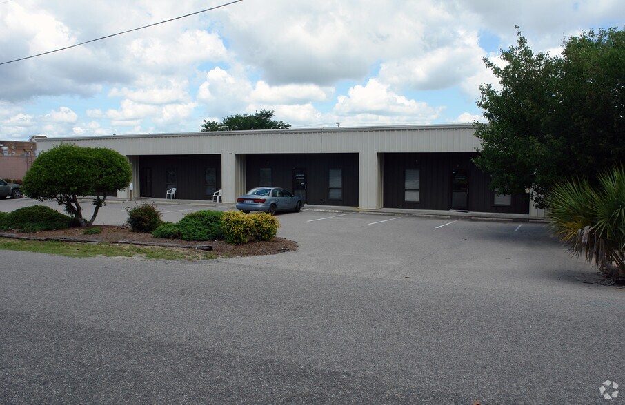 4512 Poinsett St, North Myrtle Beach, SC à vendre - Photo de l’immeuble – Image 2 sur 7