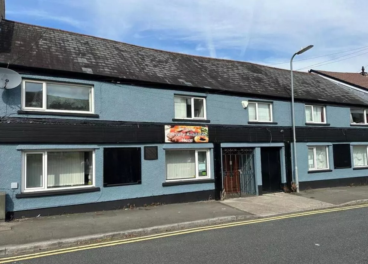 12 Penydre, Neath à vendre Photo principale– Image 1 sur 2