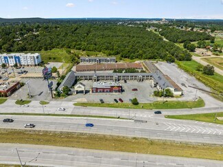 Plus de détails pour 419 S George Nigh Expy, Mcalester, OK - Hôtellerie à vendre