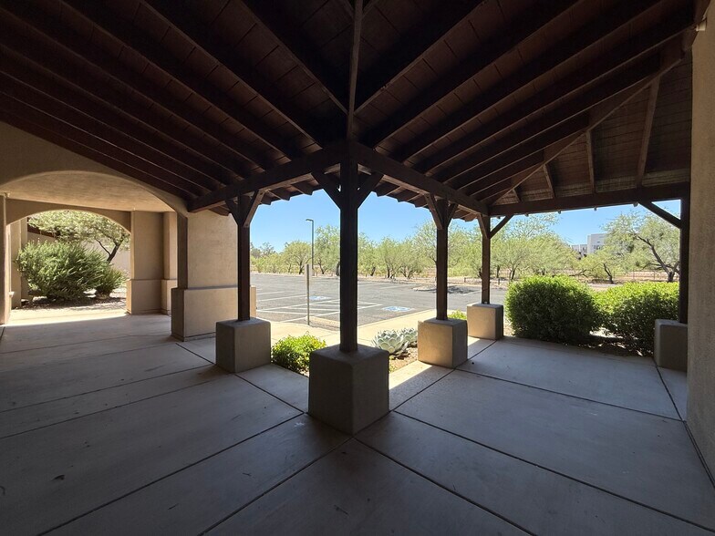 4578 N 1st Ave, Tucson, AZ à vendre - Photo de l’immeuble – Image 2 sur 8