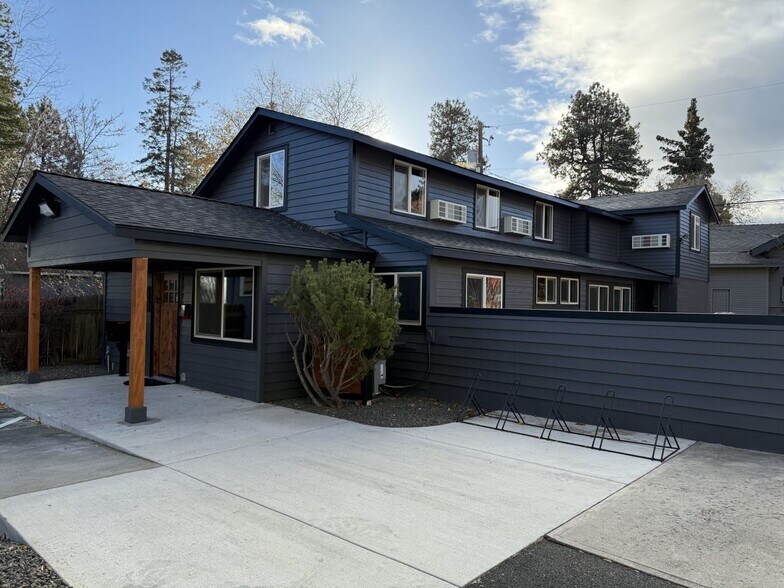 135 NW Greeley Ave, Bend, OR à louer - Photo de l’immeuble – Image 2 sur 13