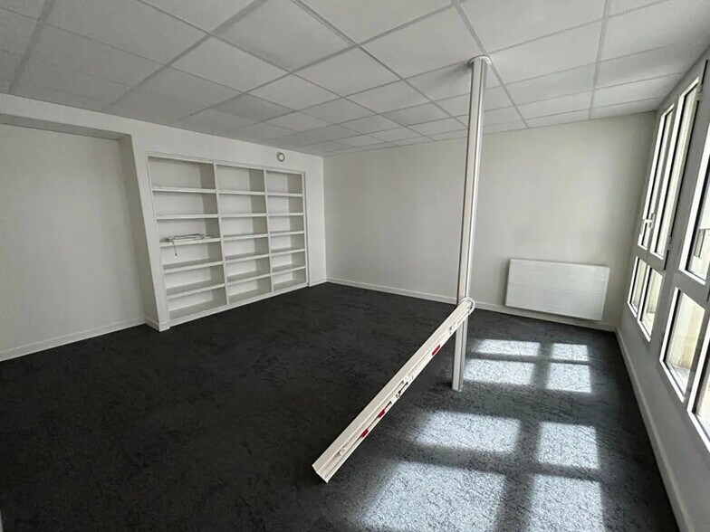 Bureau dans Rennes à louer - Photo de l’immeuble – Image 2 sur 9