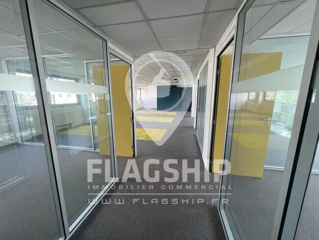 Plus de détails pour Bureau à louer