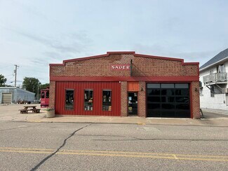 Plus de détails pour 215 Wolf River Dr, Fremont, WI - Local commercial à vendre