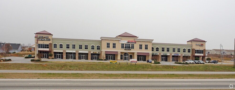 2-100 Halter Dr, Piedmont, SC à louer - Photo principale – Image 2 sur 7