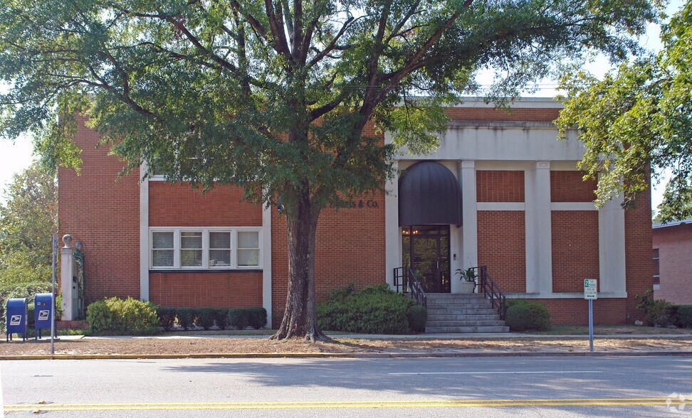 2442 Devine St, Columbia, SC à louer - Photo de l’immeuble – Image 2 sur 2