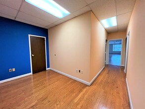 4641 Montgomery Ave, Bethesda, MD à louer Photo intérieure– Image 1 sur 4