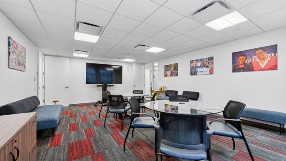 307 W 38th St, New York, NY à louer Photo intérieure– Image 1 sur 7