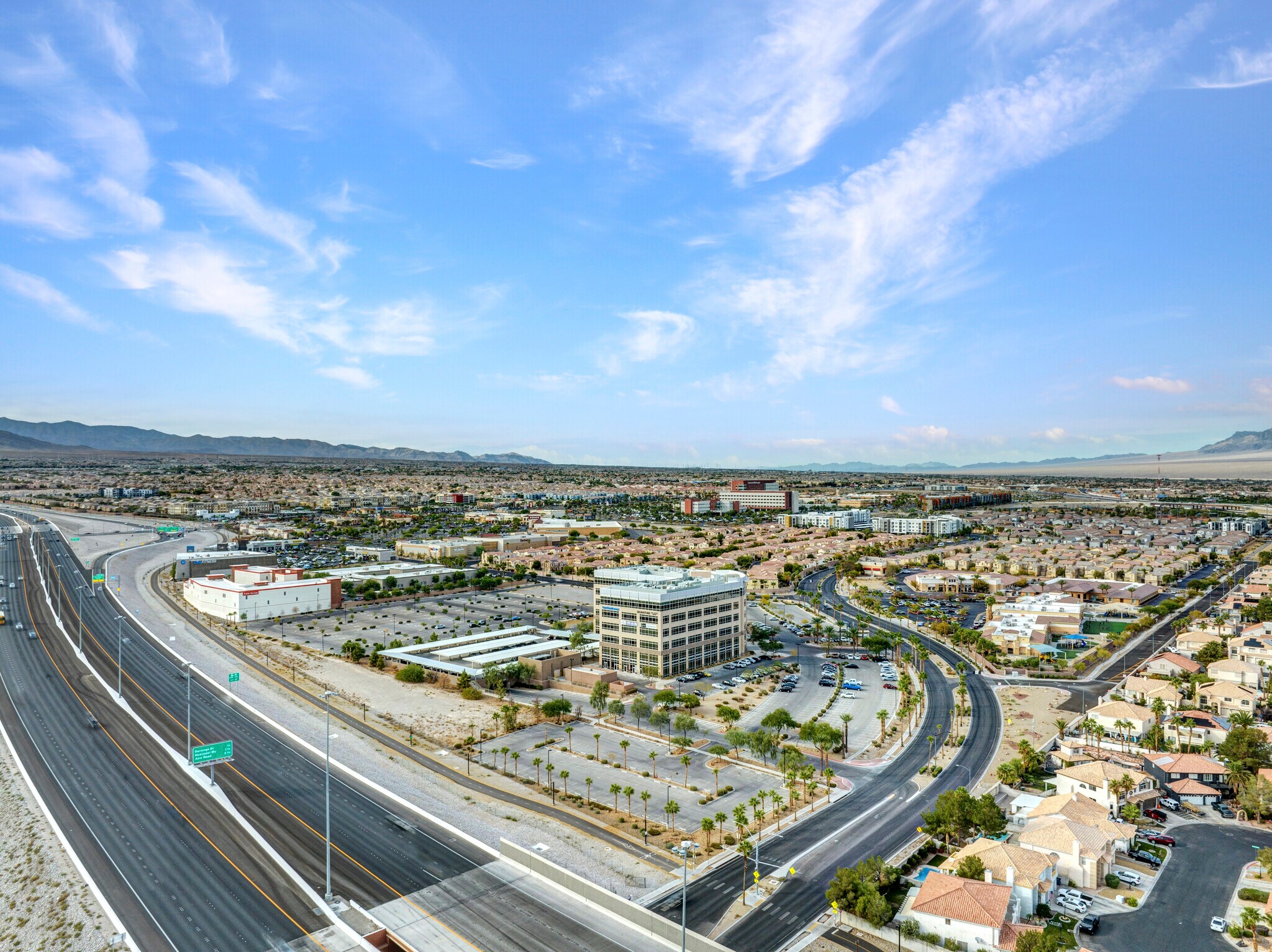 6605 Grand Montecito Pky, Las Vegas, NV à louer Aérien– Image 1 sur 11