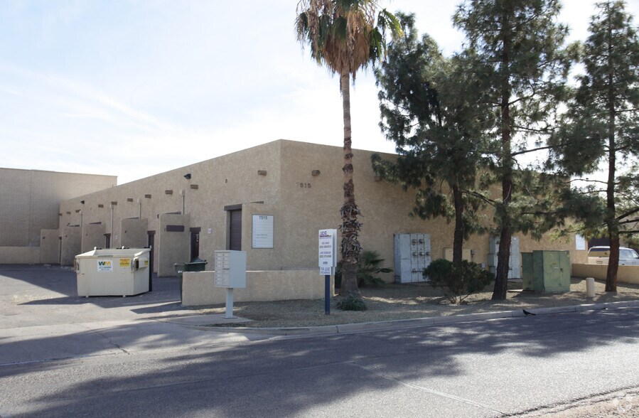 7505-7515 N 69th Ave, Glendale, AZ à louer - Photo de l’immeuble – Image 3 sur 10