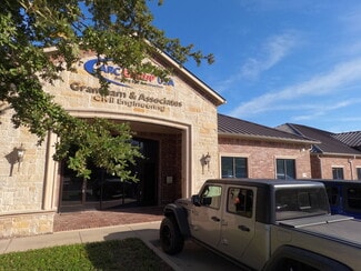 Plus de détails pour 6570 Naaman Forest Blvd, Garland, TX - Bureau à vendre