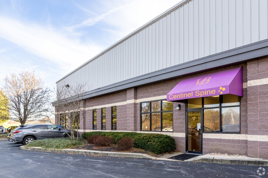900 Airport Rd, West Chester, PA à vendre - Photo de l’immeuble – Image 3 sur 22