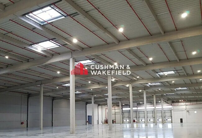 Plus de détails pour Industriel/Logistique à louer