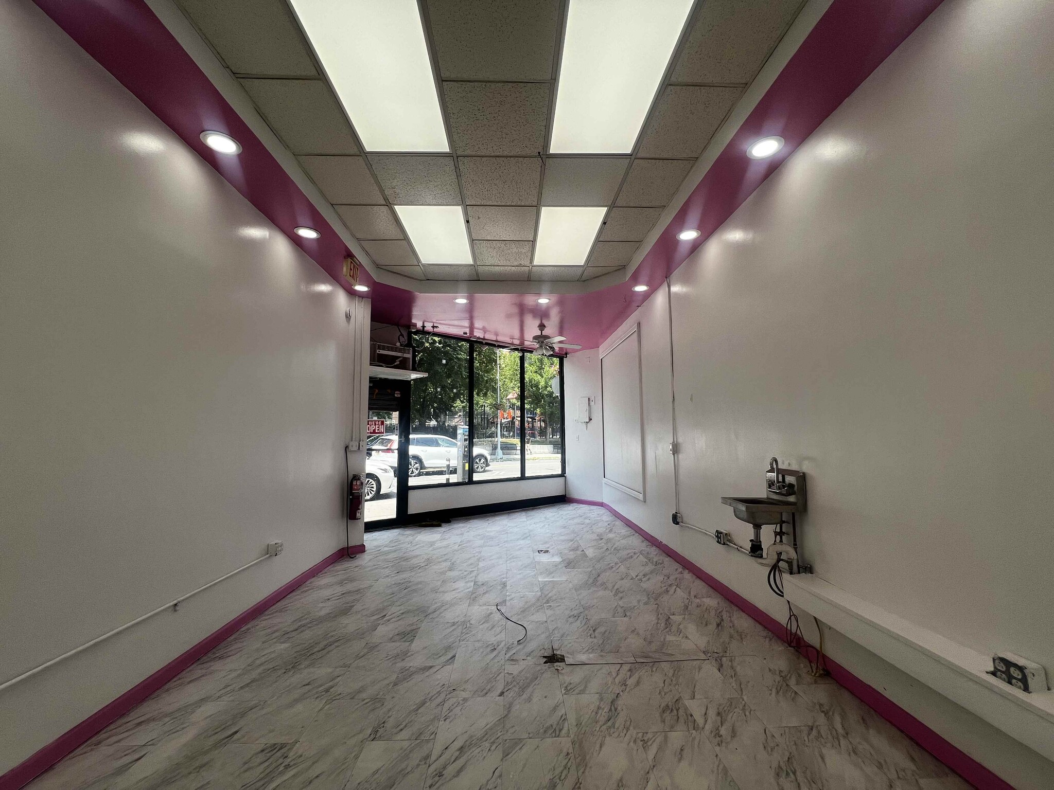 4216 Greenpoint Ave, Sunnyside, NY à louer Photo intérieure– Image 1 sur 10