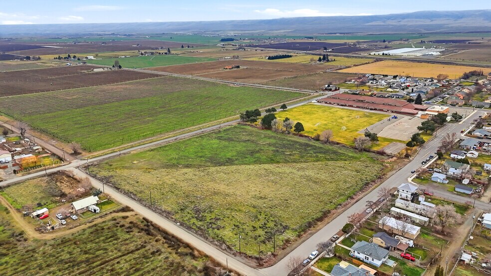 NKA 7th Ave, Mabton, WA à vendre - Aérien – Image 3 sur 11