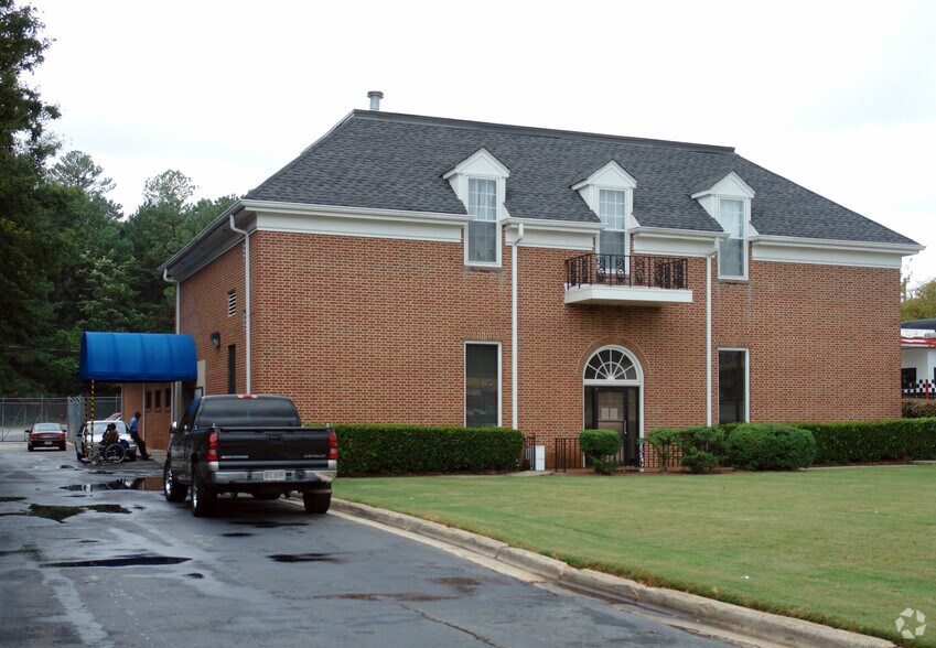 1987 Candler Rd, Decatur, GA à louer - Photo de l’immeuble – Image 2 sur 3