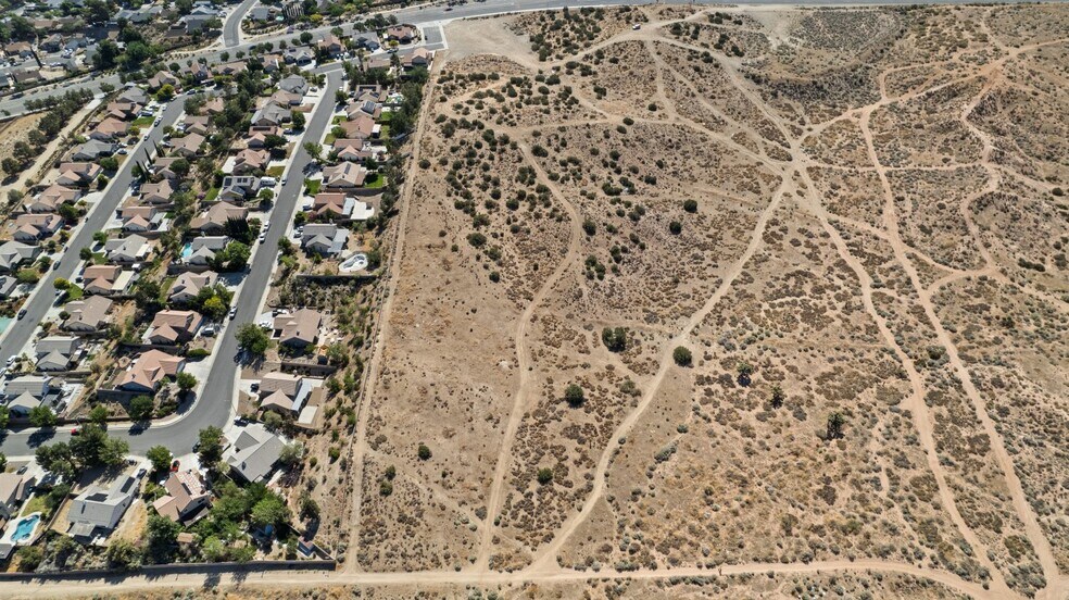 Vac/Cor 25th Ste/Crosspointe Dr, Palmdale, CA à vendre - Photo de l’immeuble – Image 3 sur 10