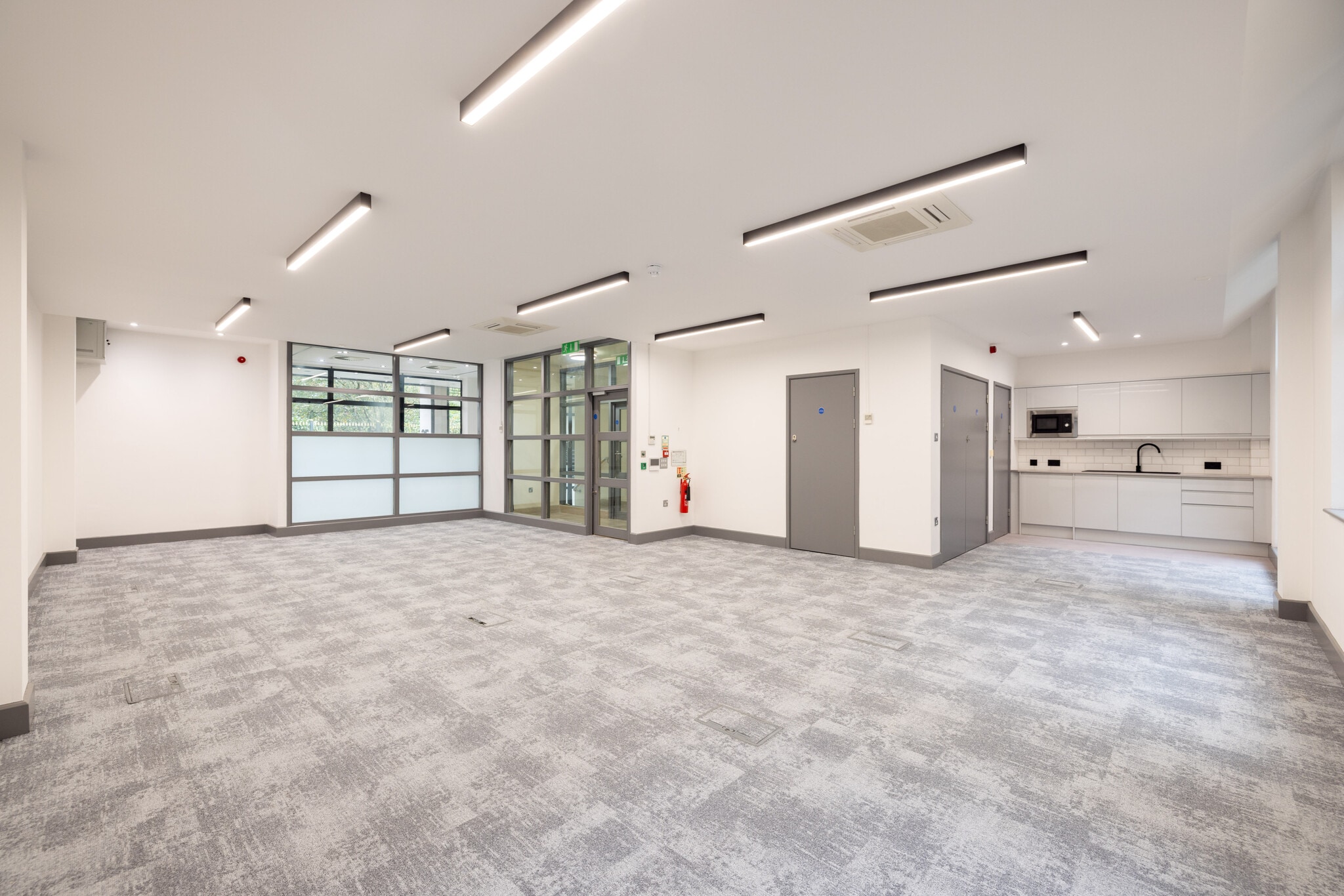 25 West Tenter St, Londres à louer Photo de l’immeuble– Image 1 sur 8