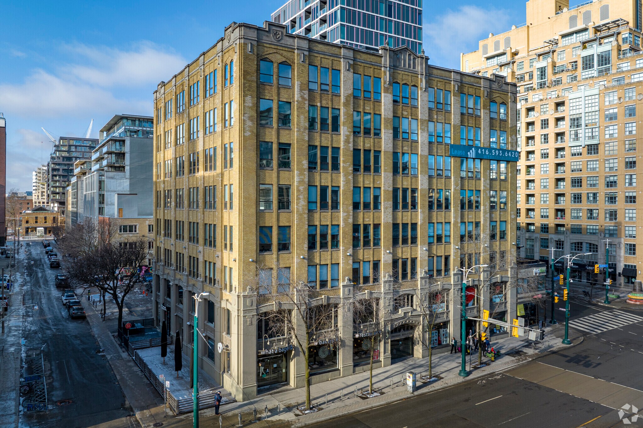130 Spadina Ave, Toronto, ON à louer Photo principale– Image 1 sur 4
