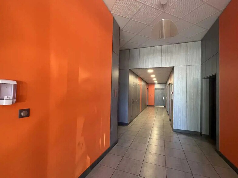 75 Rue Marcelin Berthelot, Aix-en-Provence à louer - Photo intérieure – Image 3 sur 30