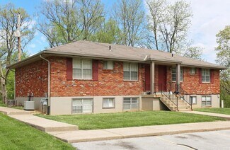 Plus de détails pour 9002 NW 57th St, Parkville, MO - Logement à vendre