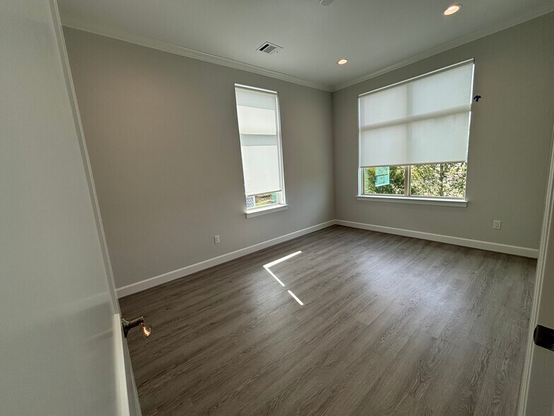 1630 W Prosper Trl, Prosper, TX à louer - Photo de l’immeuble – Image 3 sur 7