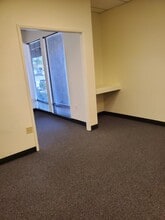 4135 Northgate Blvd, Sacramento, CA à louer Photo intérieure– Image 2 sur 3